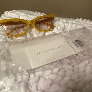 Le Spec Glasses